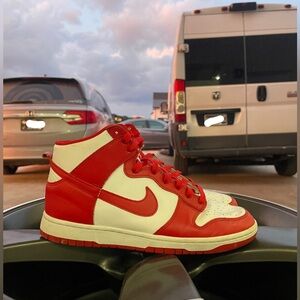 Nike dunk high championship White Red